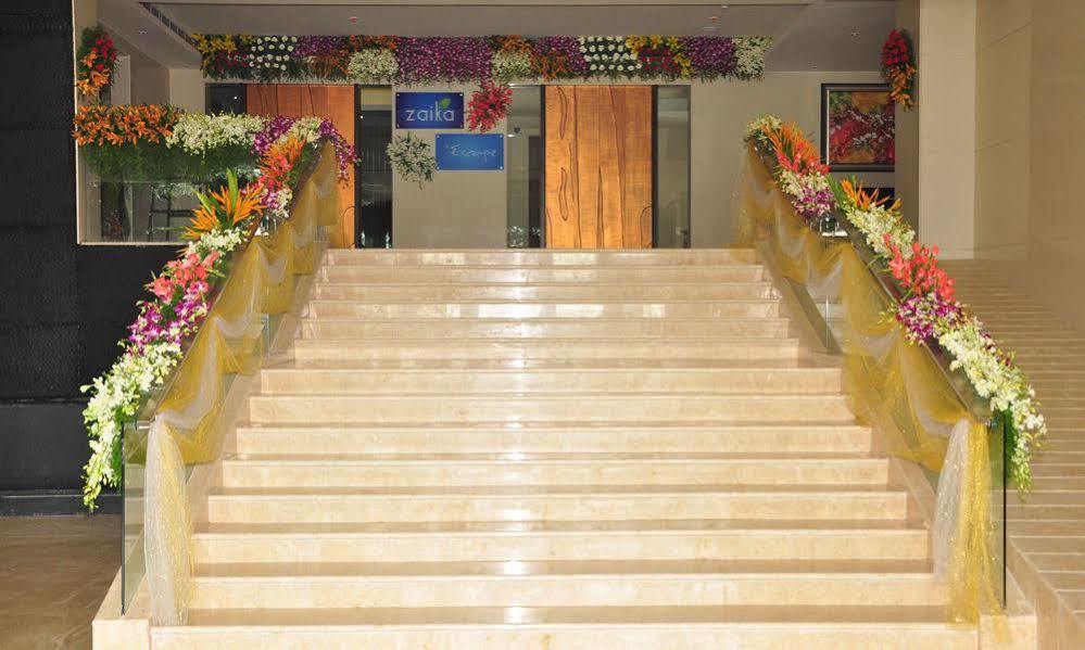 Goutham Grand Hotel - Tenali Vidzsajavádá Kültér fotó